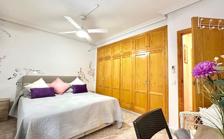 Herverkoop - Apartment -
Torrevieja - Centro