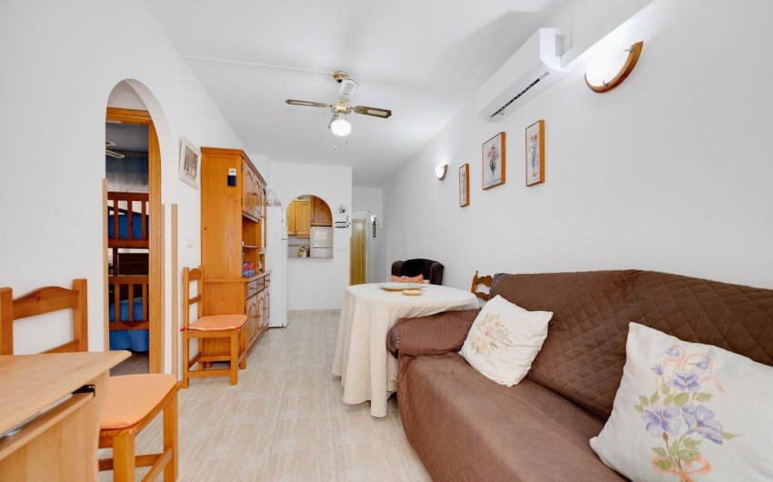 Herverkoop - Apartment -
Torrevieja - Centro