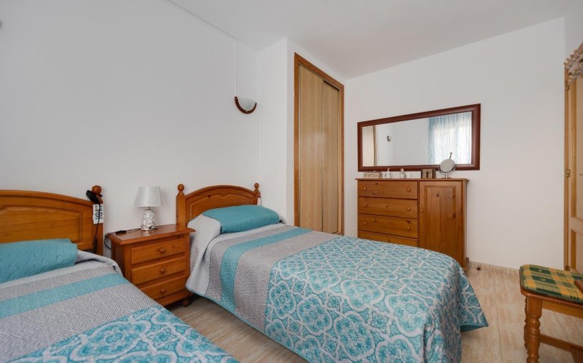 Herverkoop - Apartment -
Torrevieja - Centro