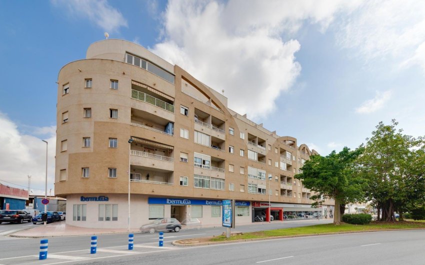 Herverkoop - Apartment -
Torrevieja - Centro