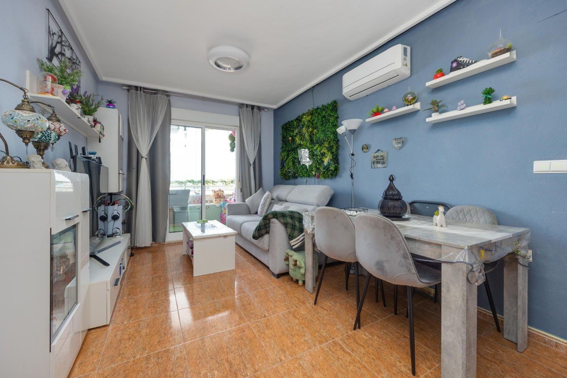 Herverkoop - Apartment -
Torrevieja - Centro