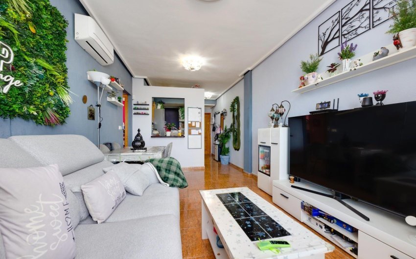 Herverkoop - Apartment -
Torrevieja - Centro