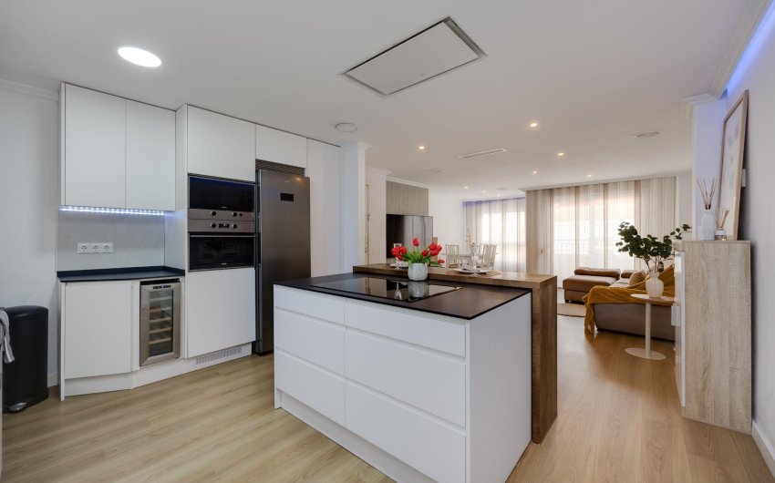 Herverkoop - Apartment -
Torrevieja - Centro