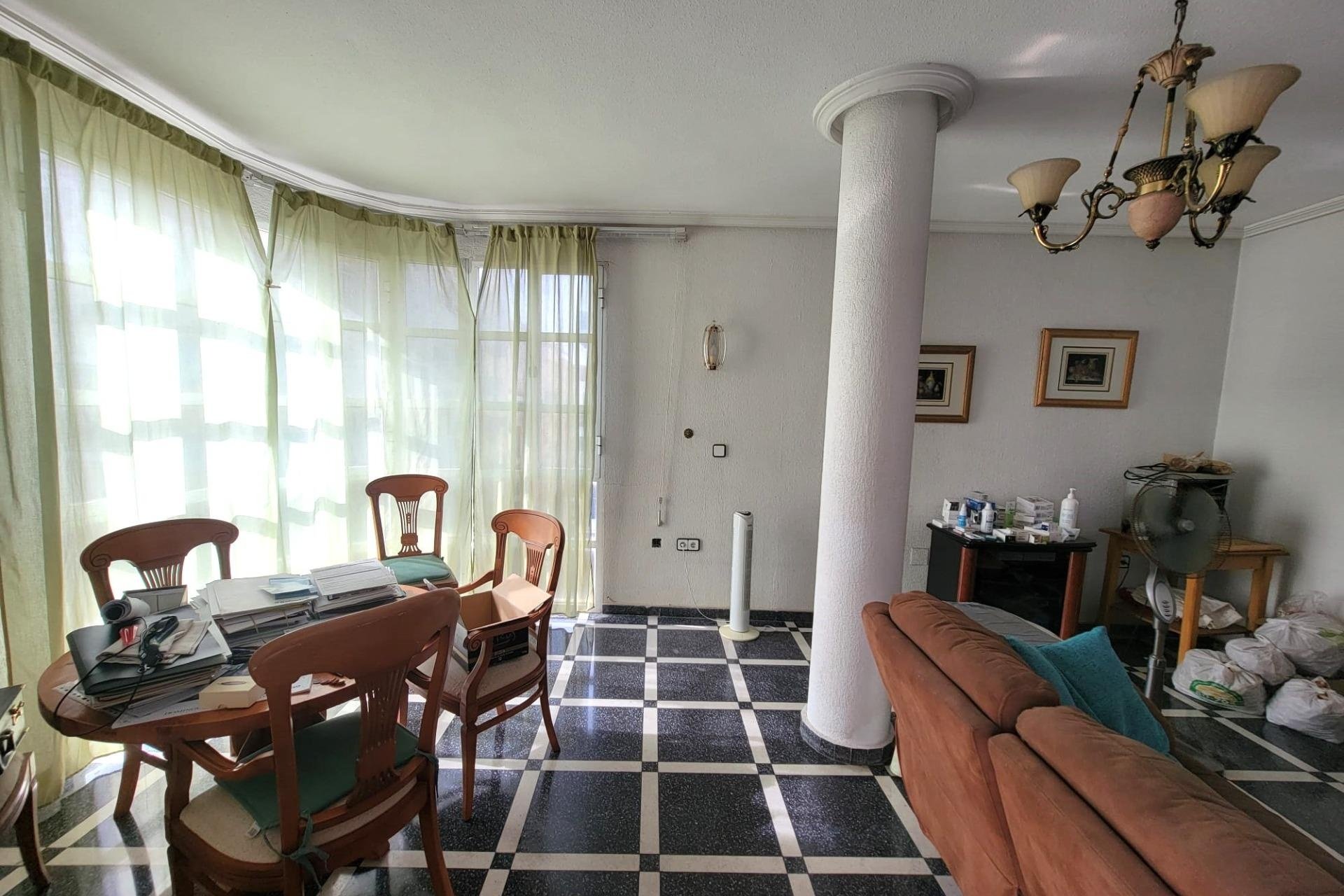 Herverkoop - Apartment -
Torrevieja - Centro