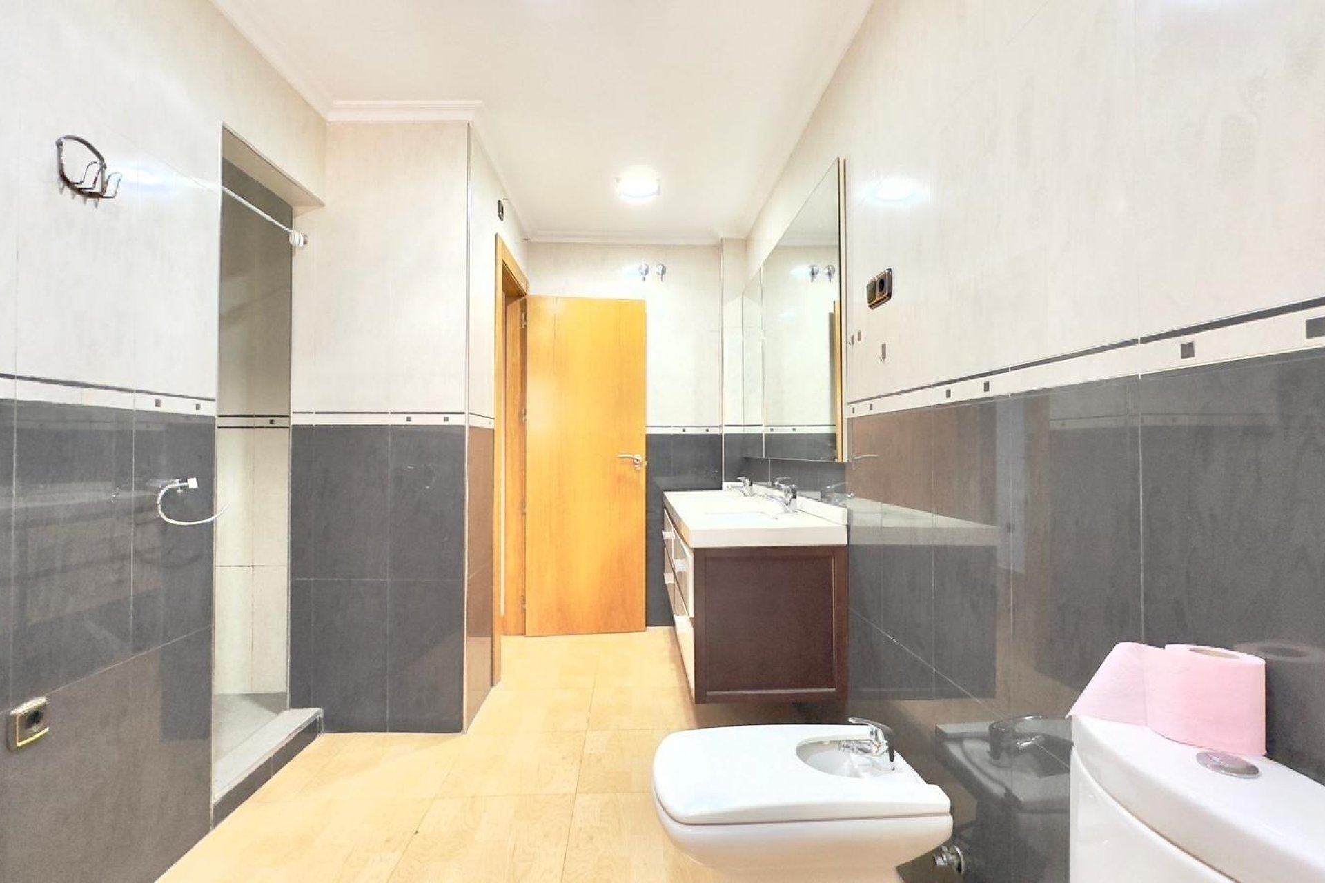 Herverkoop - Apartment -
Torrevieja - Centro