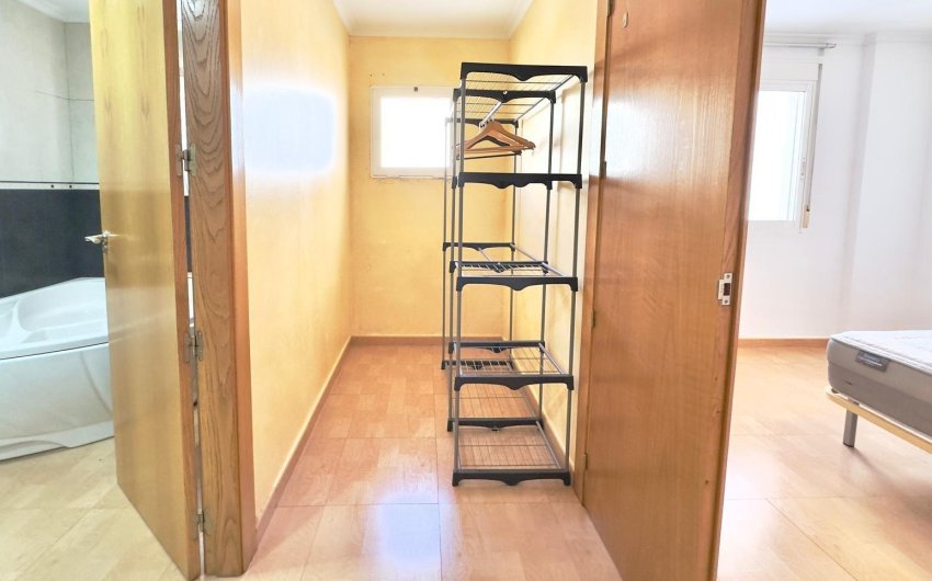 Herverkoop - Apartment -
Torrevieja - Centro