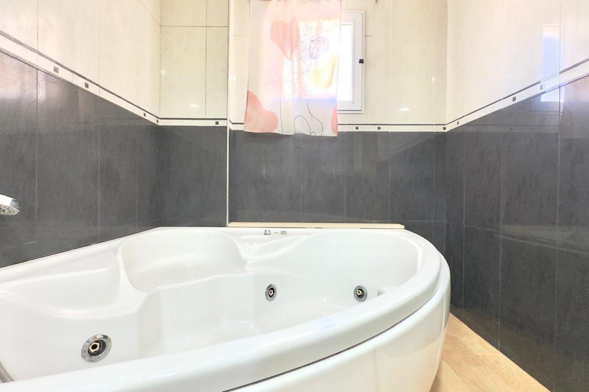 Herverkoop - Apartment -
Torrevieja - Centro