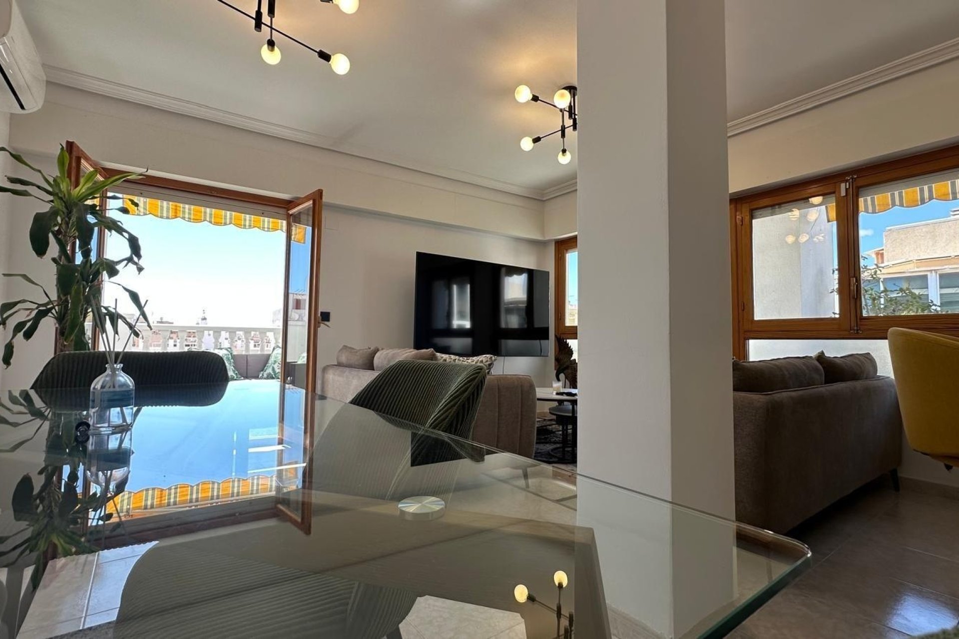 Herverkoop - Apartment -
Torrevieja - Centro