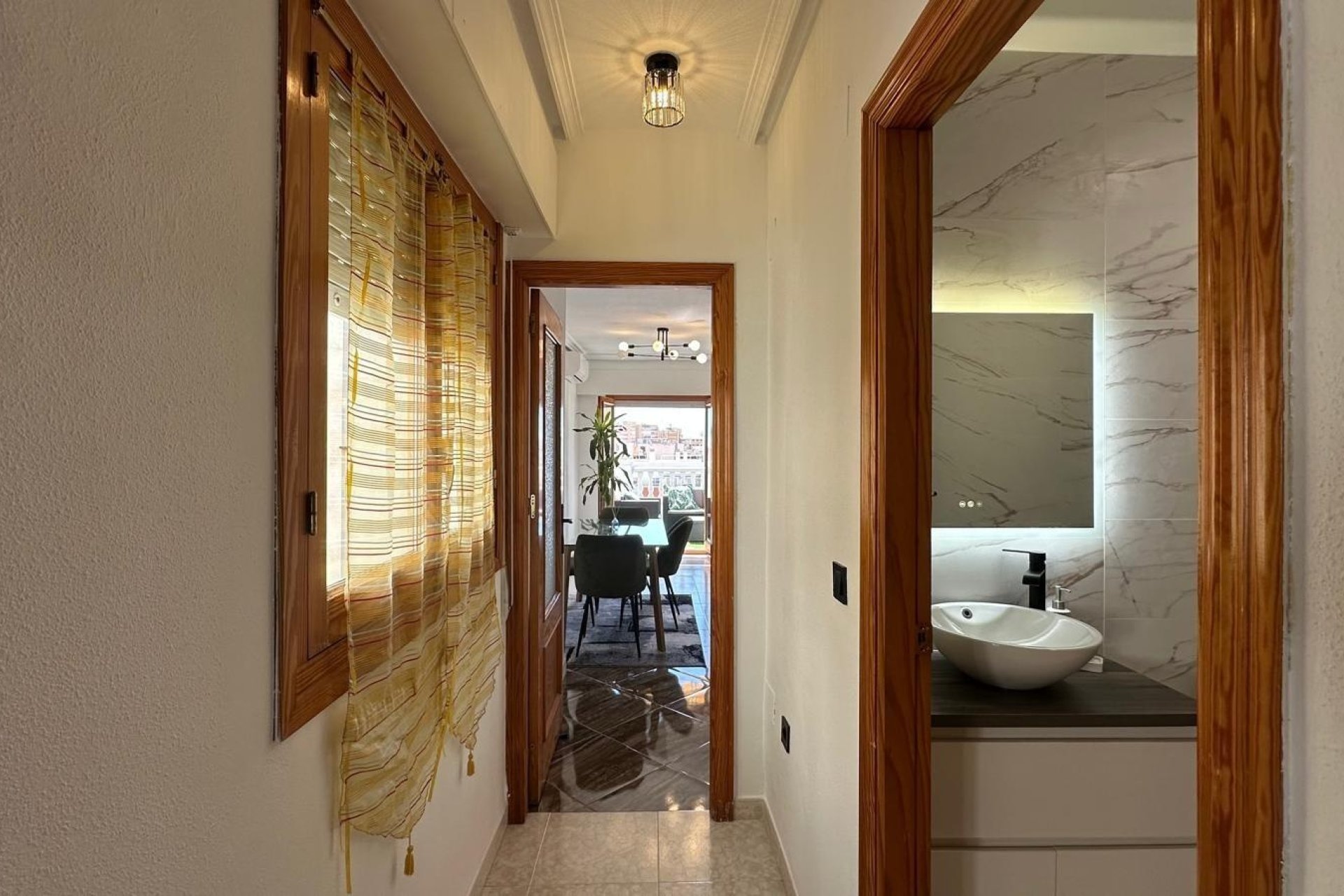 Herverkoop - Apartment -
Torrevieja - Centro