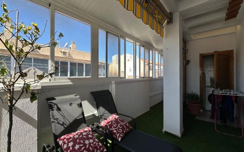 Herverkoop - Apartment -
Torrevieja - Centro