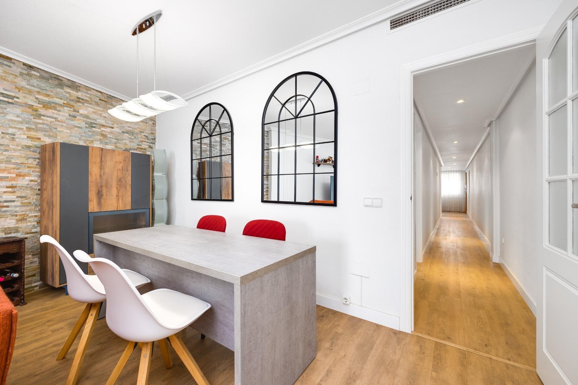 Herverkoop - Apartment -
Torrevieja - Centro