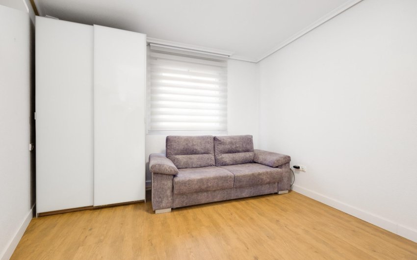 Herverkoop - Apartment -
Torrevieja - Centro