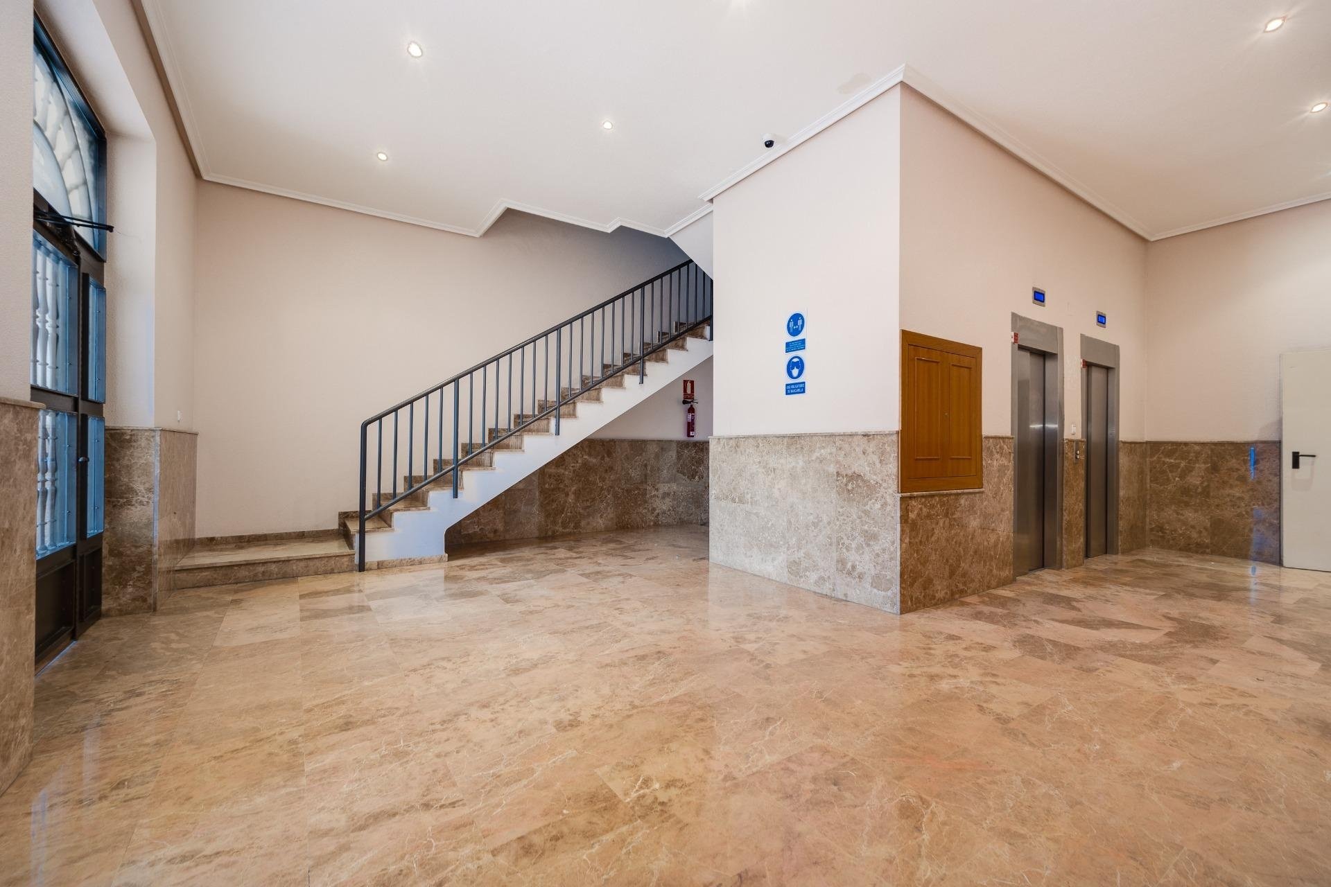 Herverkoop - Apartment -
Torrevieja - Centro