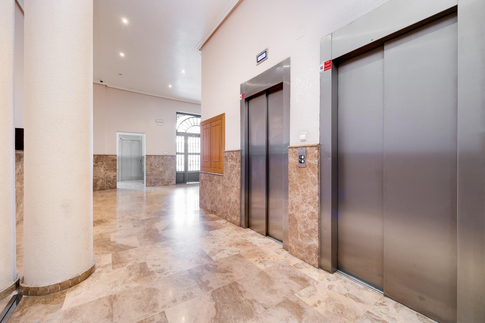 Herverkoop - Apartment -
Torrevieja - Centro