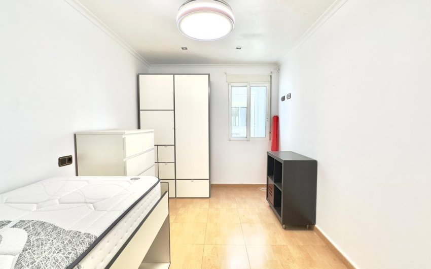 Herverkoop - Apartment -
Torrevieja - Centro