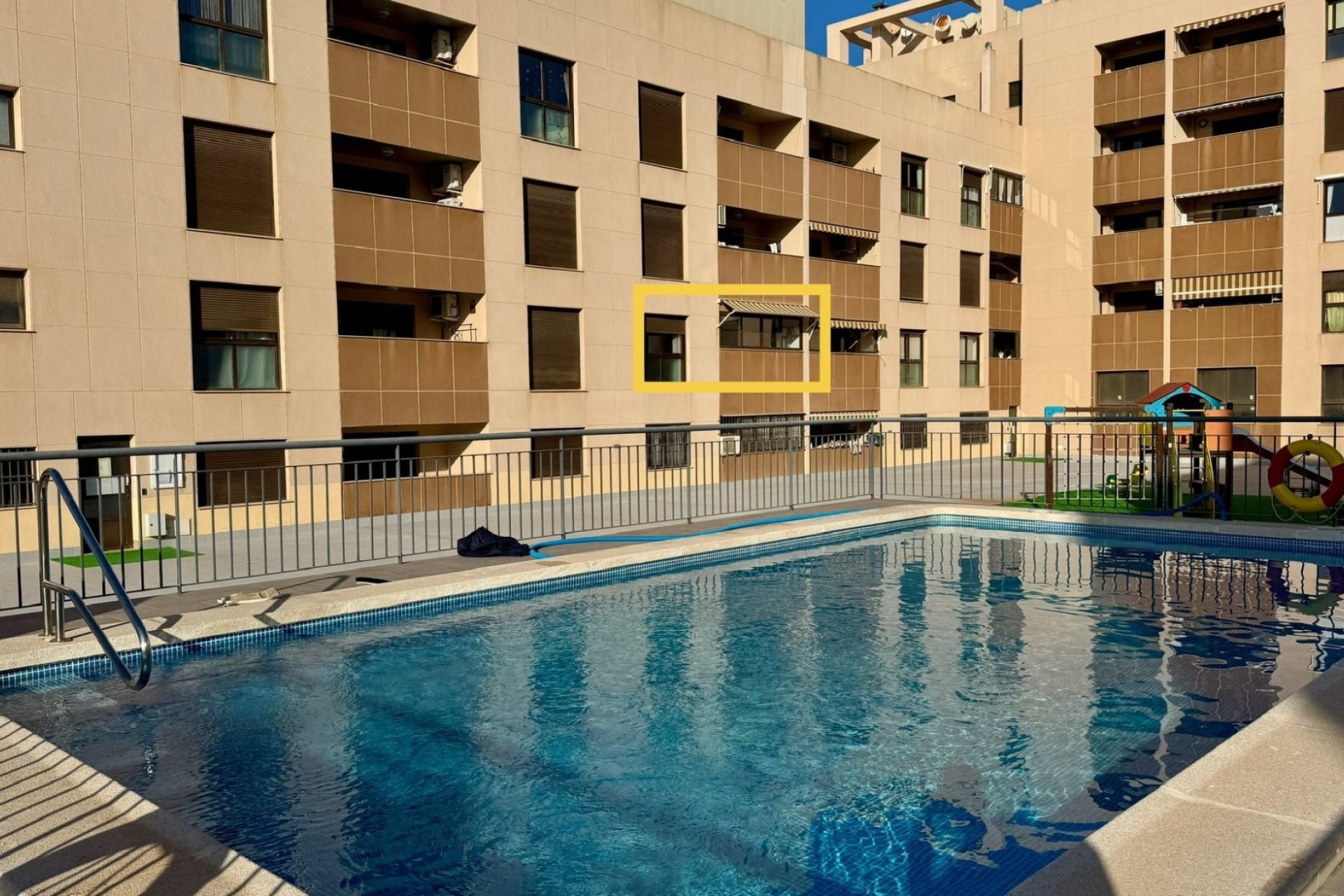 Herverkoop - Apartment -
Torrevieja - Centro