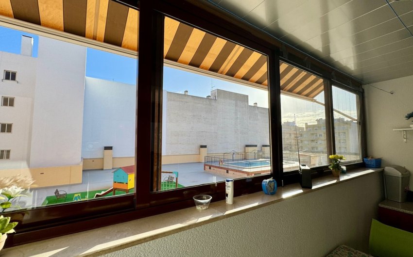 Herverkoop - Apartment -
Torrevieja - Centro