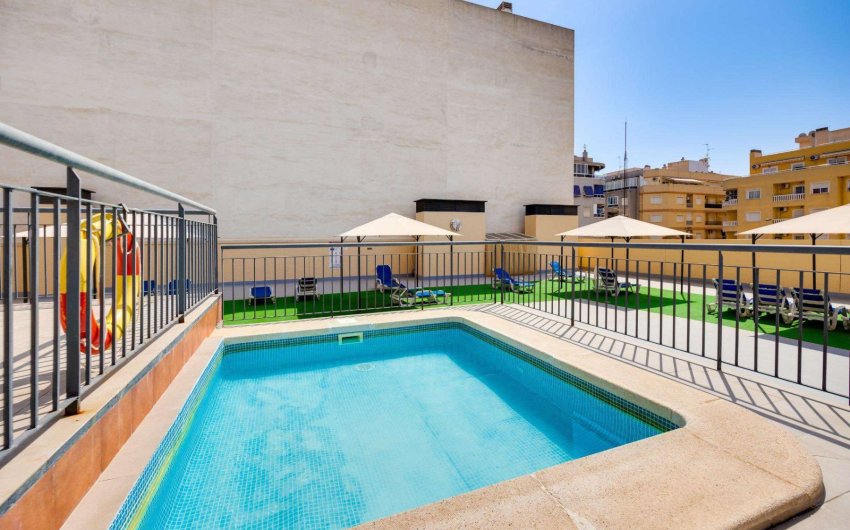 Herverkoop - Apartment -
Torrevieja - Centro