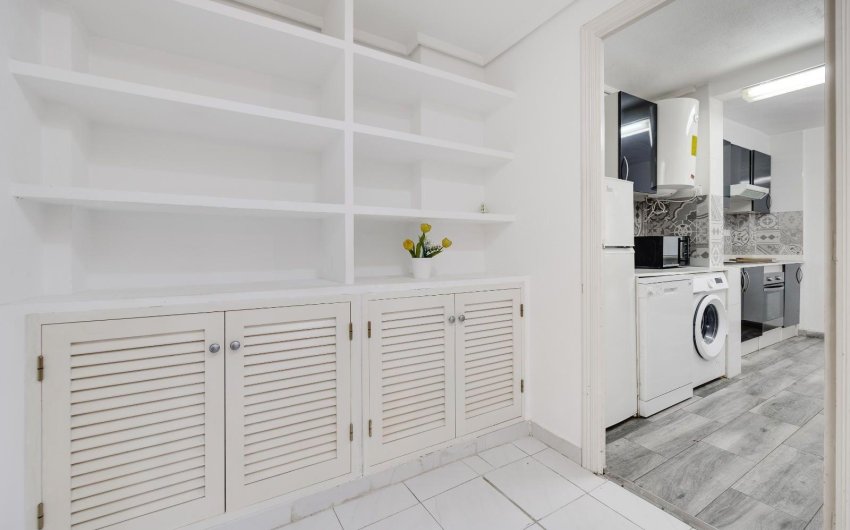 Herverkoop - Apartment -
Torrevieja - Centro