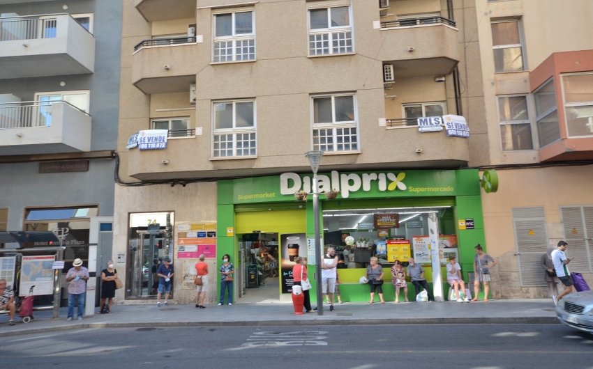 Herverkoop - Apartment -
Torrevieja - Centro