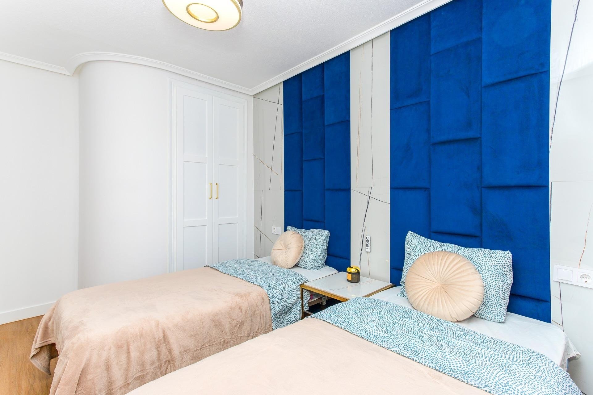 Herverkoop - Apartment -
Torrevieja - Centro