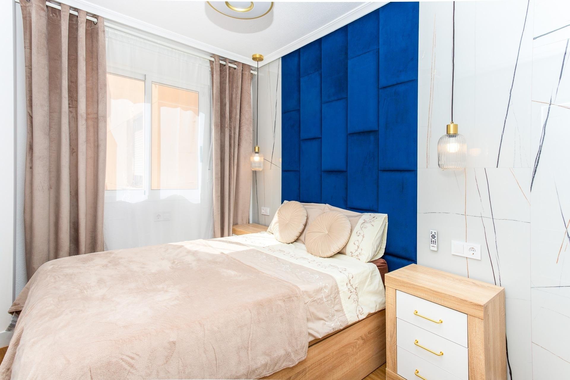 Herverkoop - Apartment -
Torrevieja - Centro