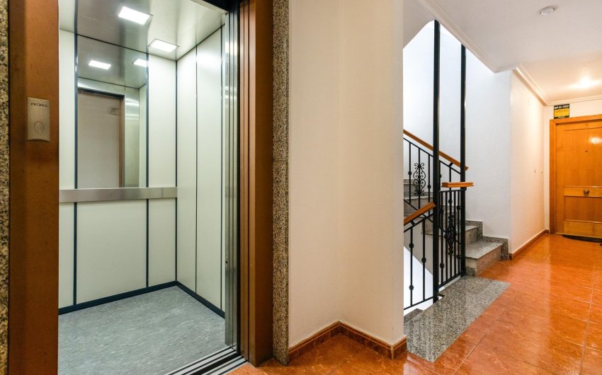 Herverkoop - Apartment -
Torrevieja - Centro