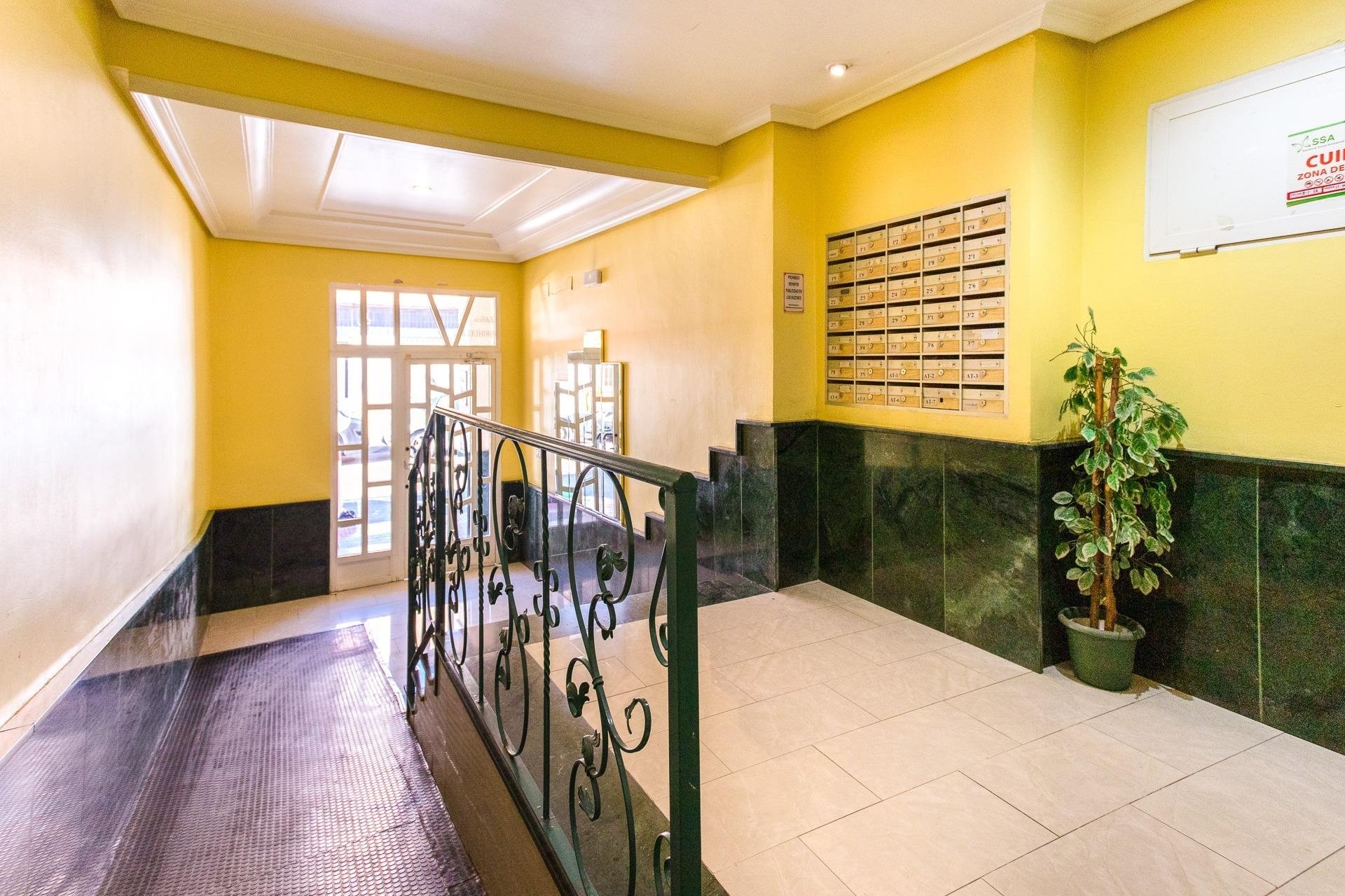 Herverkoop - Apartment -
Torrevieja - Centro