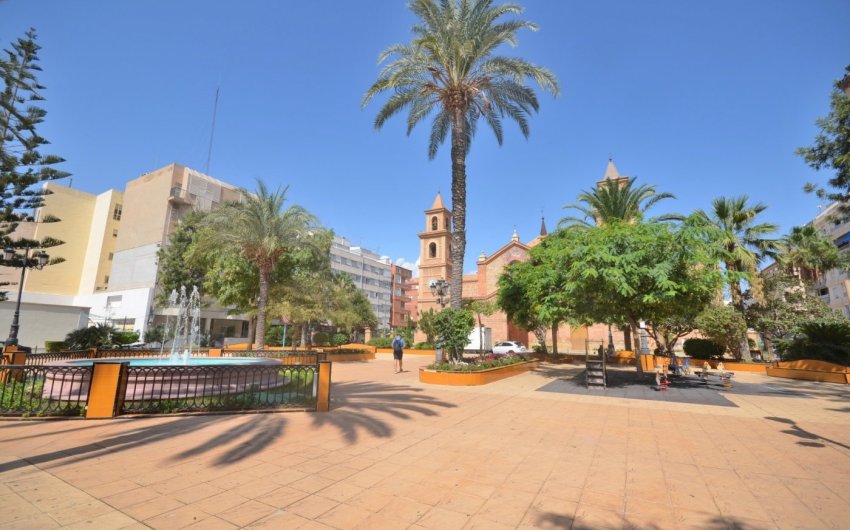Herverkoop - Apartment -
Torrevieja - Centro