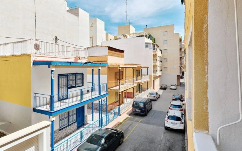 Herverkoop - Apartment -
Torrevieja - Centro