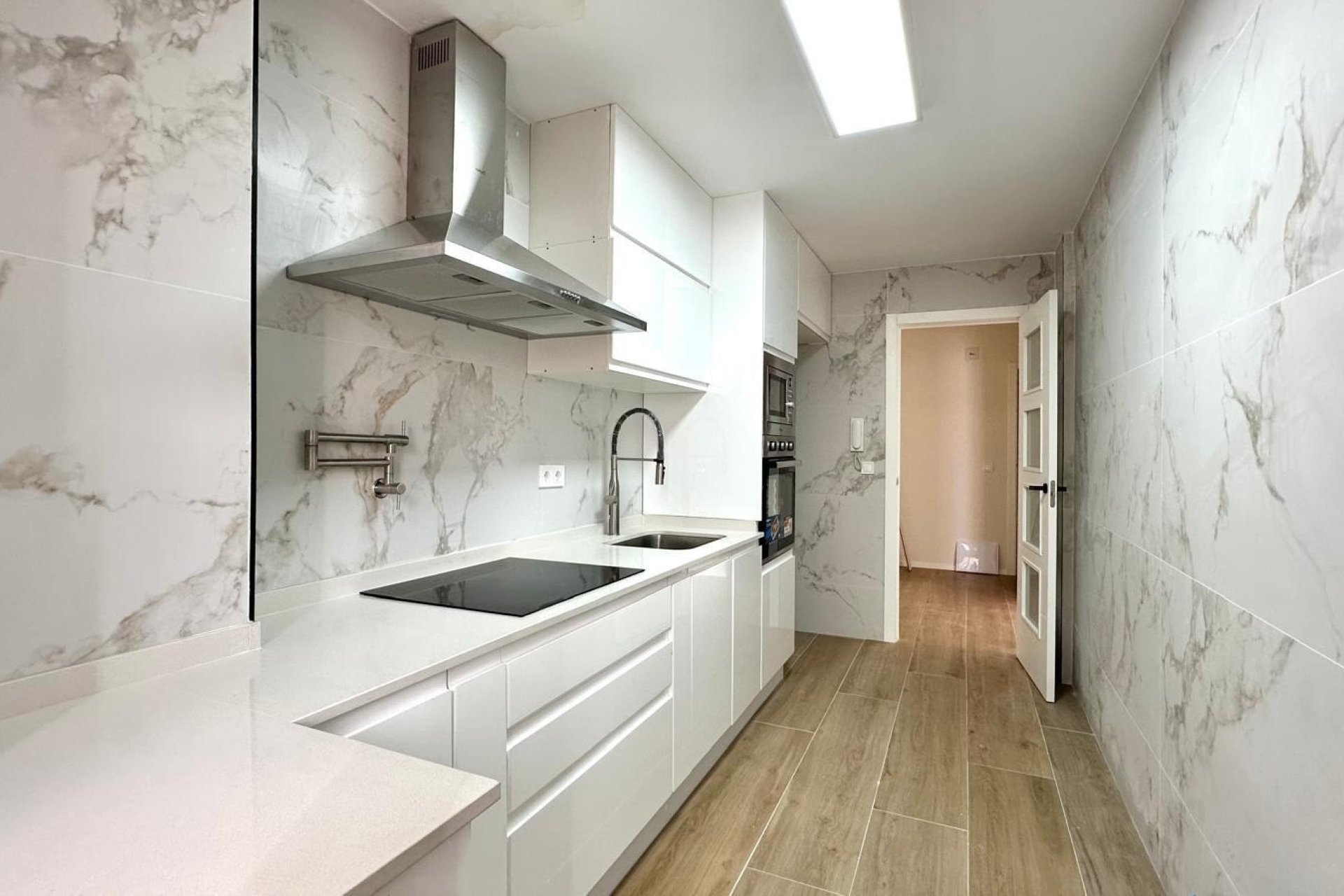 Herverkoop - Apartment -
Torrevieja - Centro