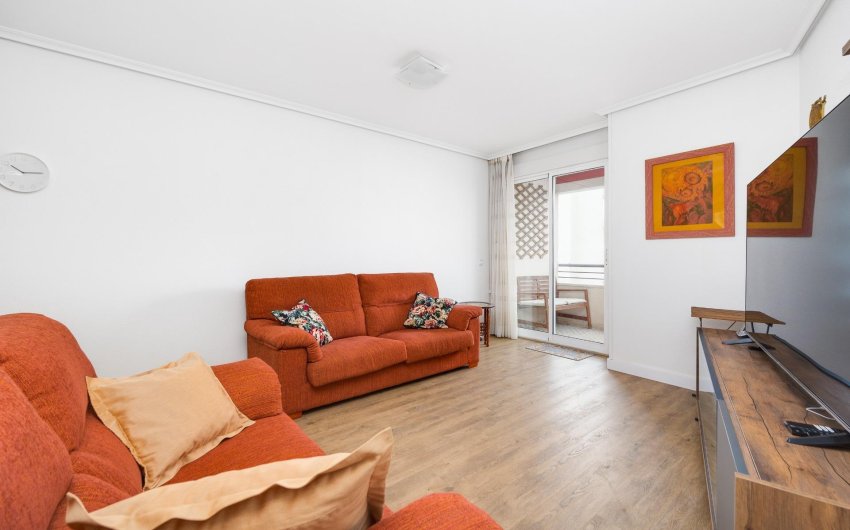 Herverkoop - Apartment -
Torrevieja - Centro