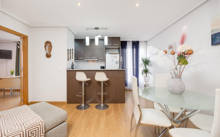 Herverkoop - Apartment -
Torrevieja - Centro