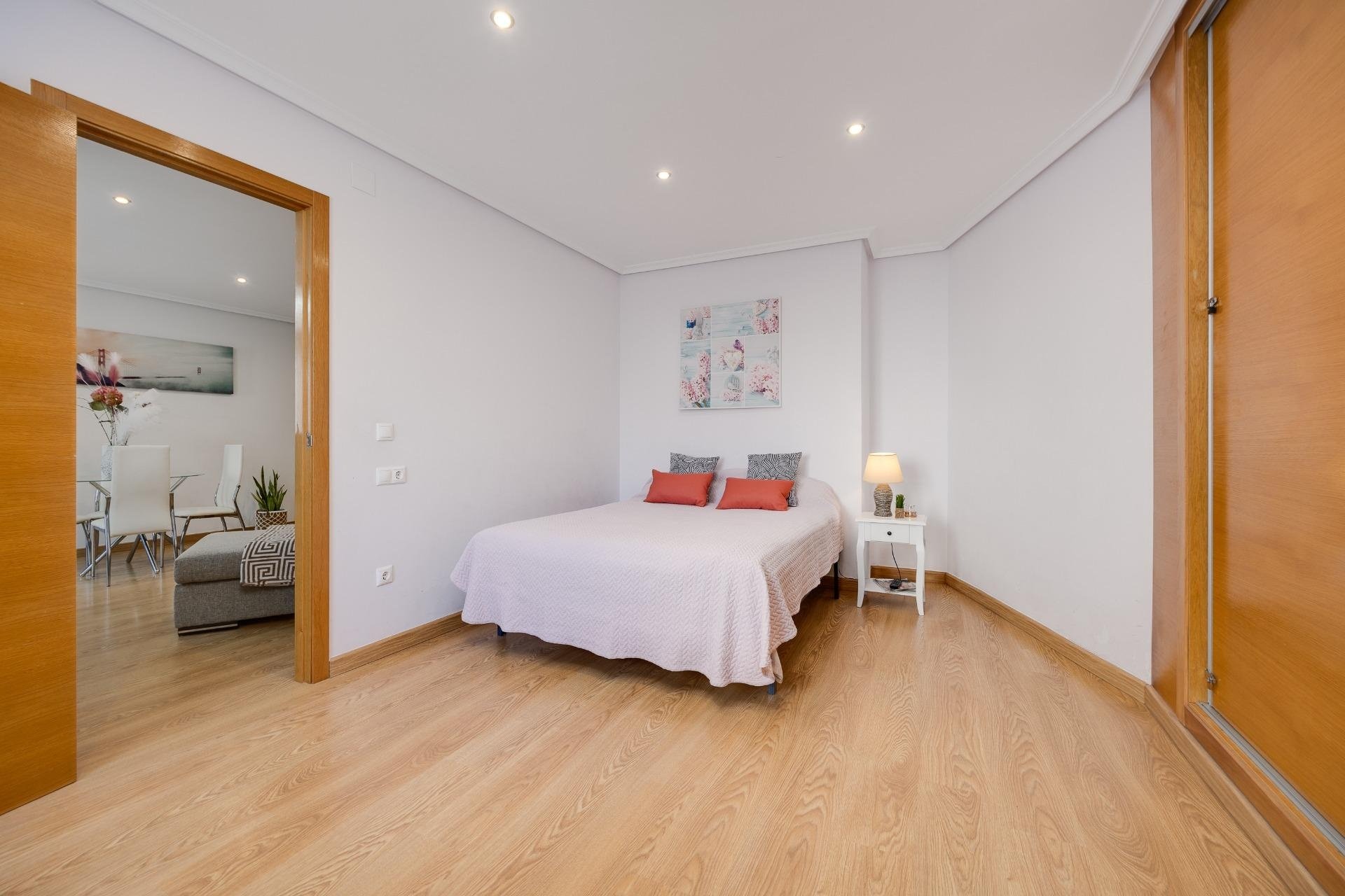 Herverkoop - Apartment -
Torrevieja - Centro