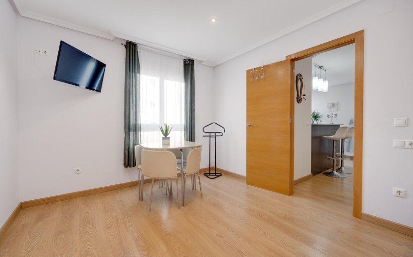 Herverkoop - Apartment -
Torrevieja - Centro