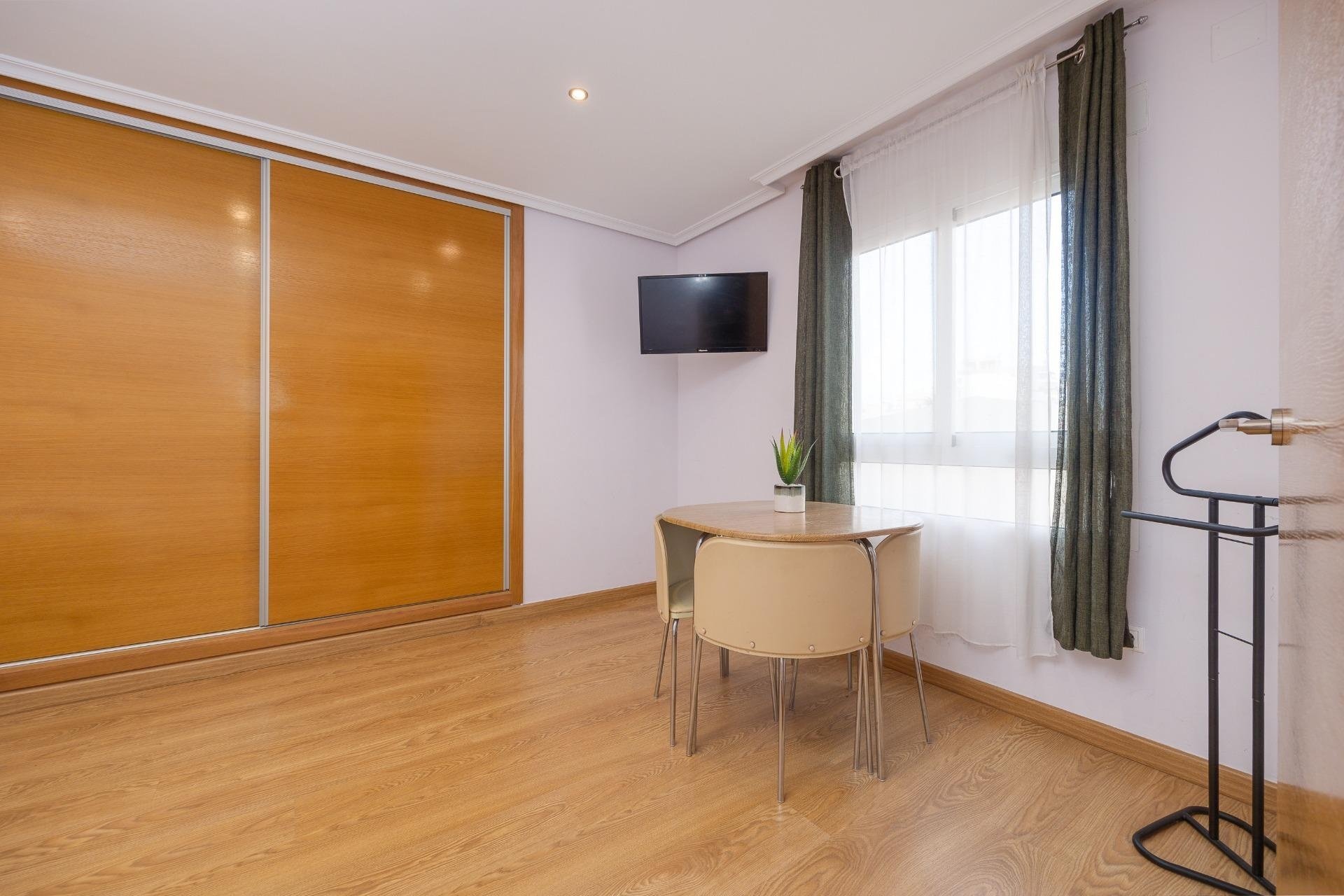 Herverkoop - Apartment -
Torrevieja - Centro