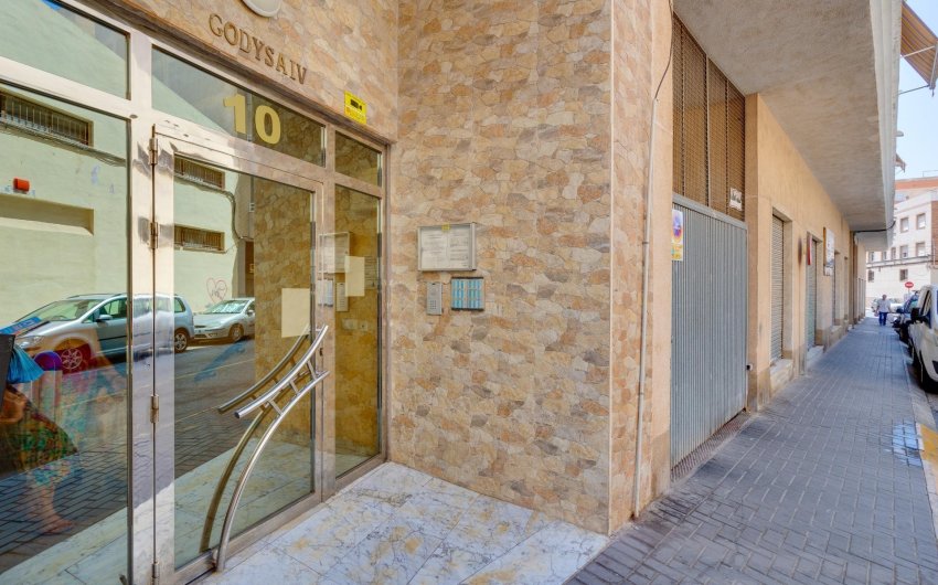 Herverkoop - Apartment -
Torrevieja - Centro