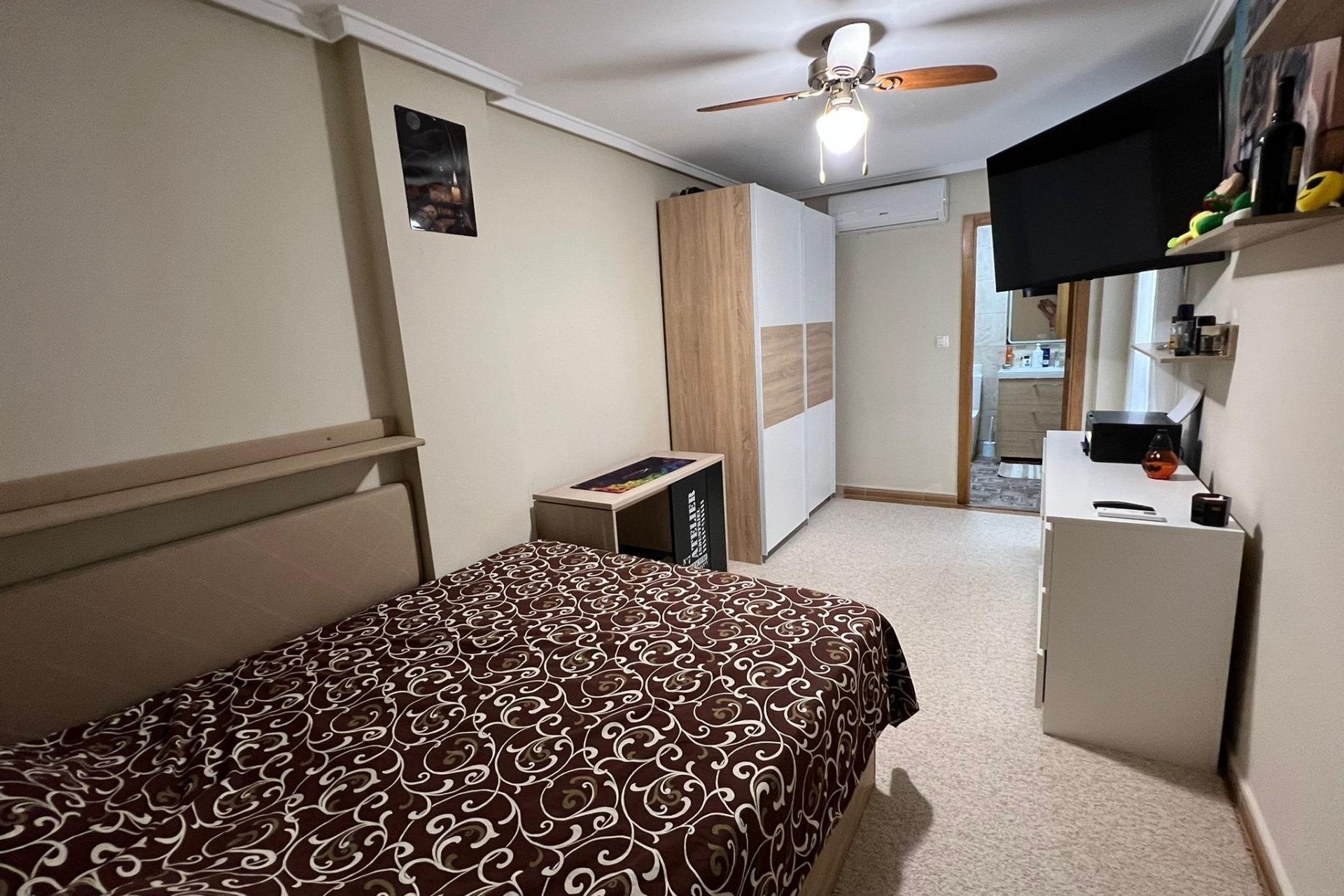 Herverkoop - Apartment -
Torrevieja - Centro