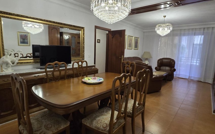 Herverkoop - Apartment -
Torrevieja - Centro
