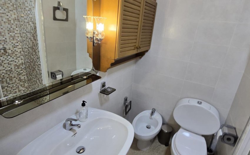 Herverkoop - Apartment -
Torrevieja - Centro