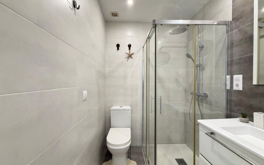 Herverkoop - Apartment -
Torrevieja - Centro