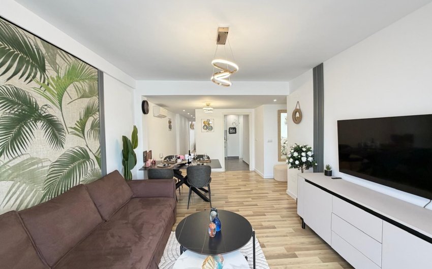 Herverkoop - Apartment -
Torrevieja - Centro
