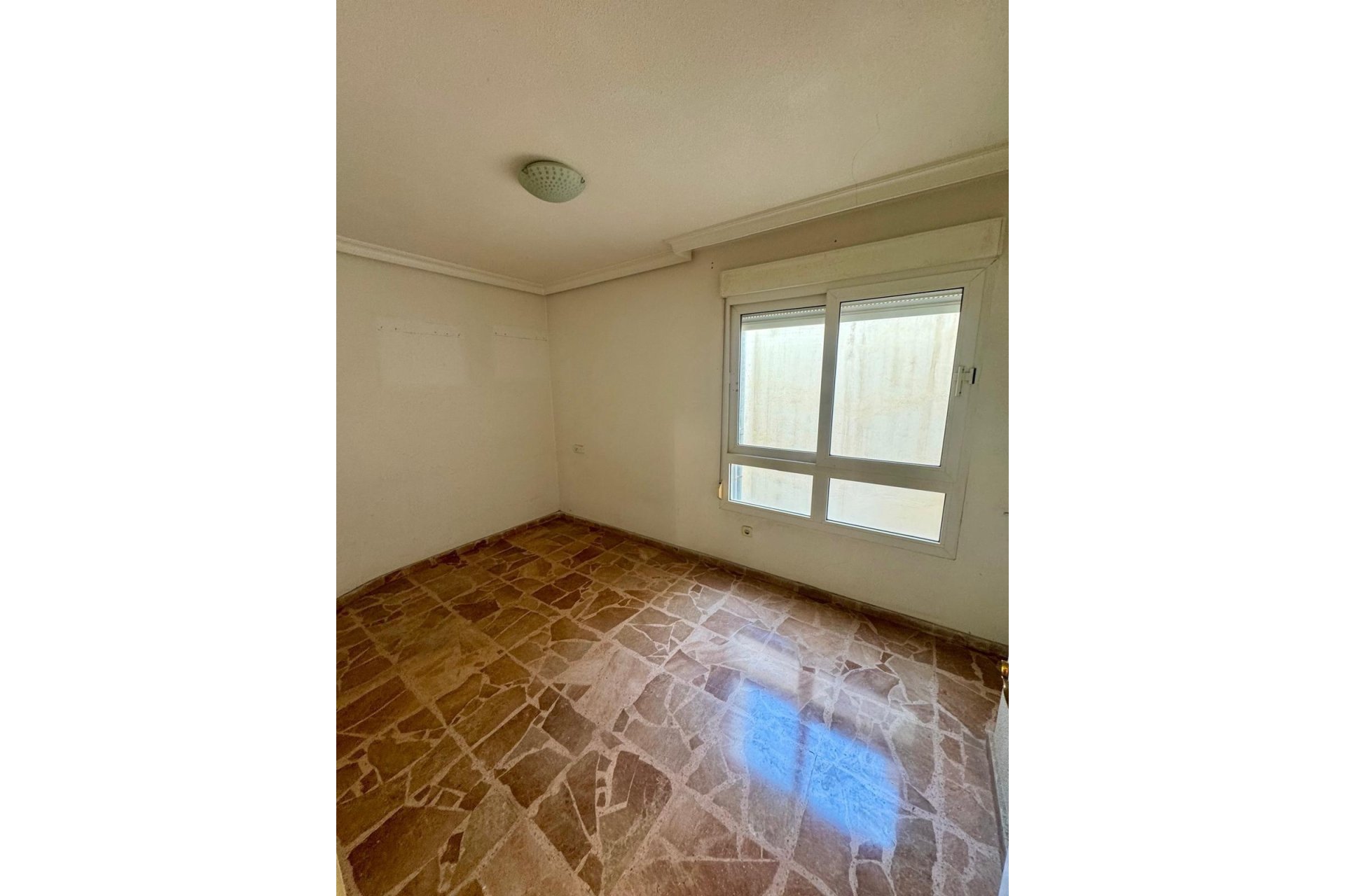 Herverkoop - Apartment -
Torrevieja - Centro