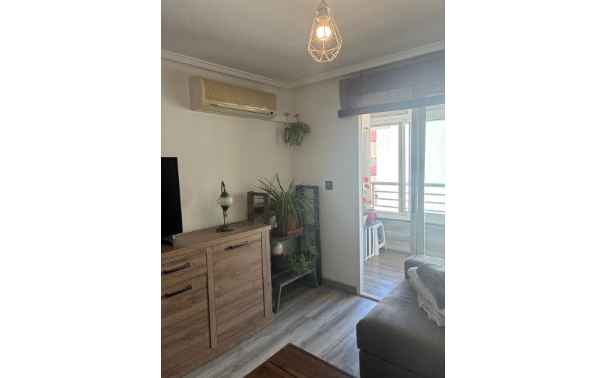 Herverkoop - Apartment -
Torrevieja - Centro