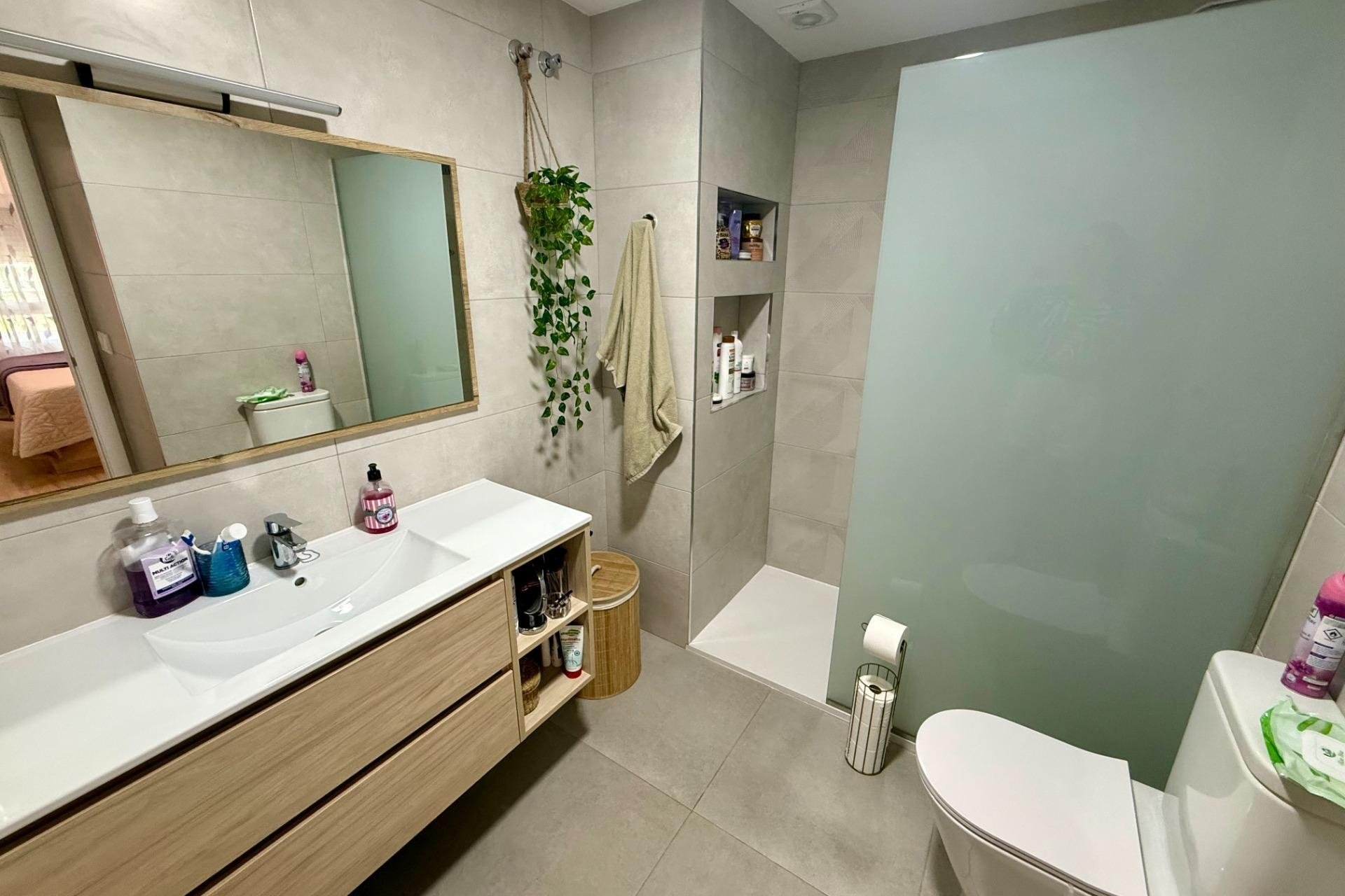 Herverkoop - Apartment -
Torrevieja - Centro