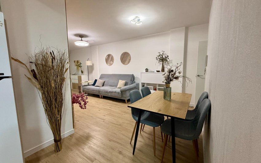 Herverkoop - Apartment -
Torrevieja - Centro