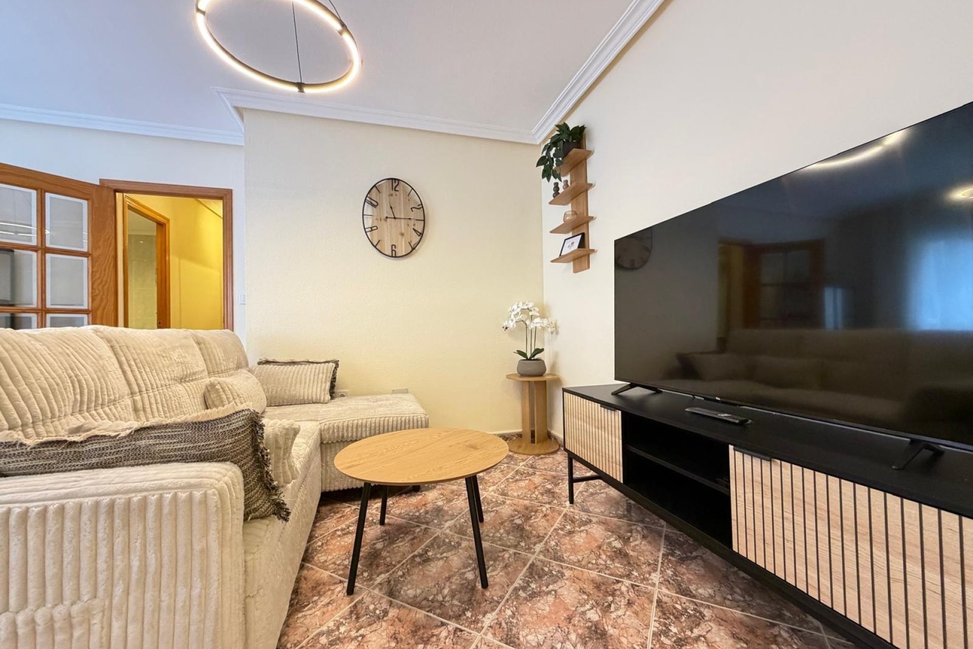 Herverkoop - Apartment -
Torrevieja - Centro