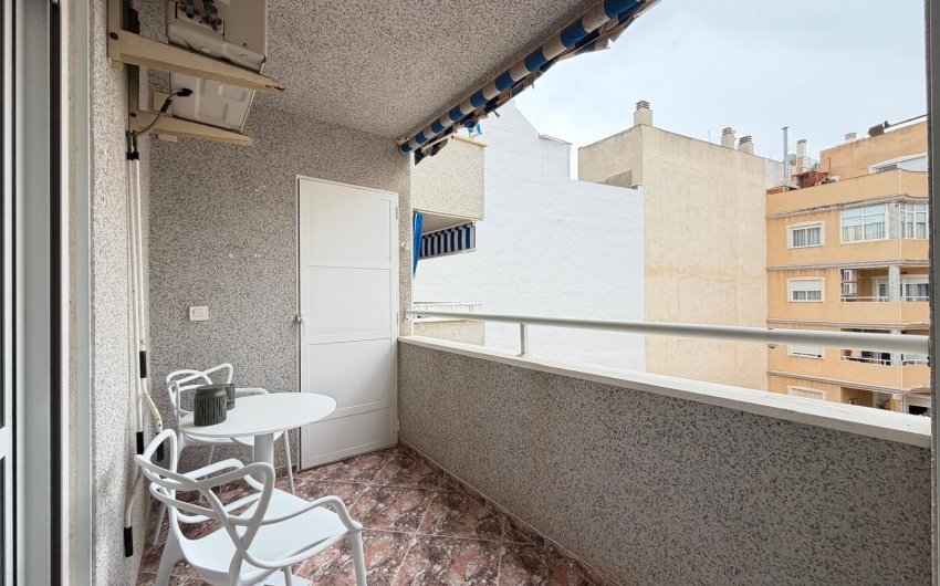 Herverkoop - Apartment -
Torrevieja - Centro