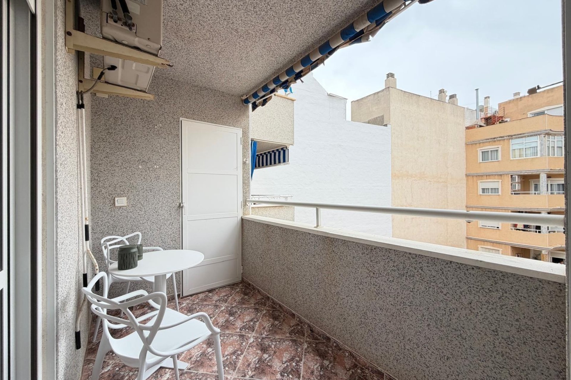 Herverkoop - Apartment -
Torrevieja - Centro