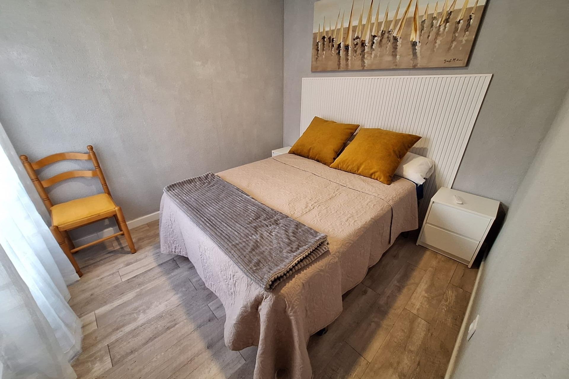 Herverkoop - Apartment -
Torrevieja - Centro
